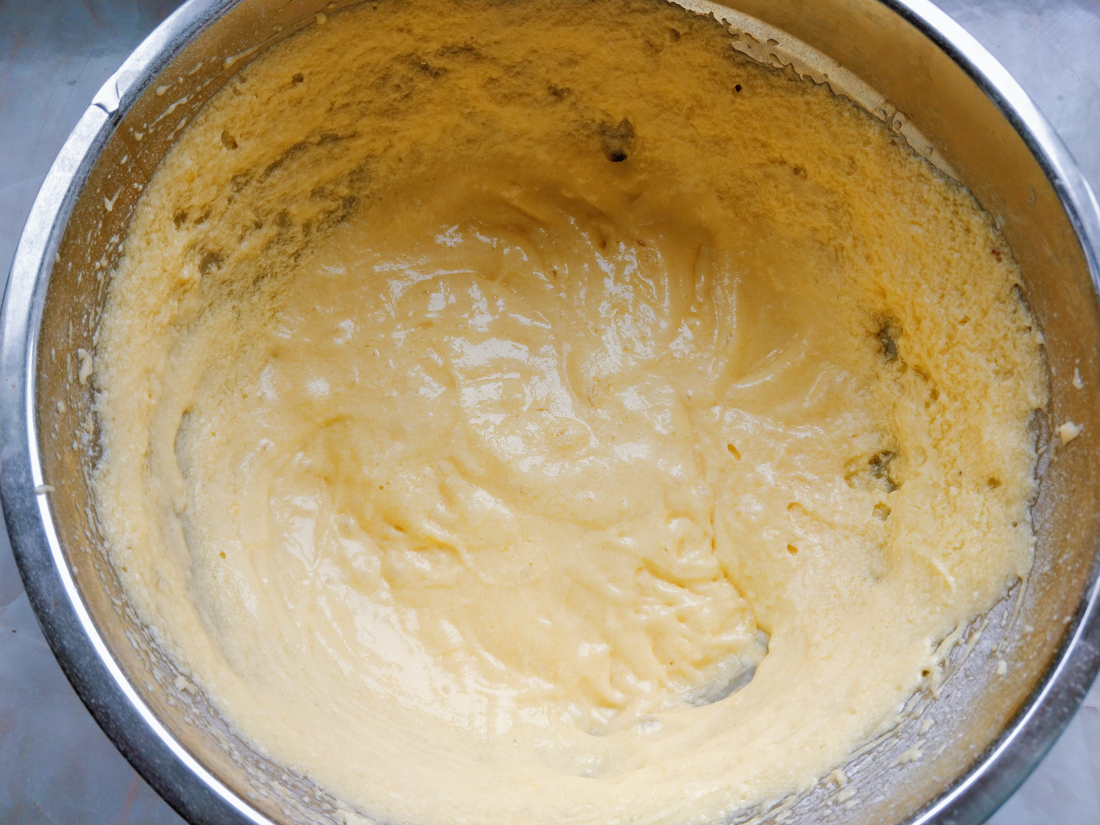 酥皮奶黄流心月饼私房配方分享,美心流心奶黄月饼6个装36元一盒