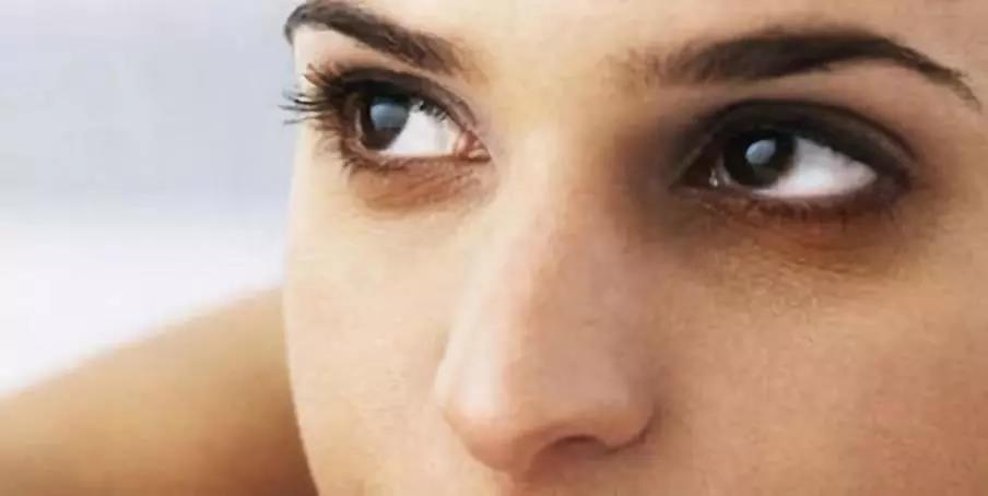 长期熬夜黑眼圈好重怎么快速消除,熬夜黑眼圈特别重怎么消除