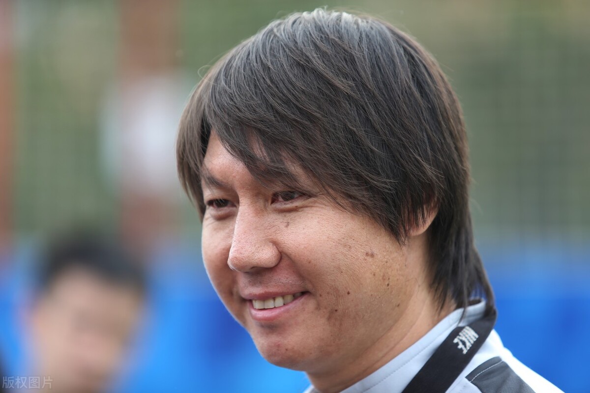 国家队阵型及战术特点,战术打法上的一个误区