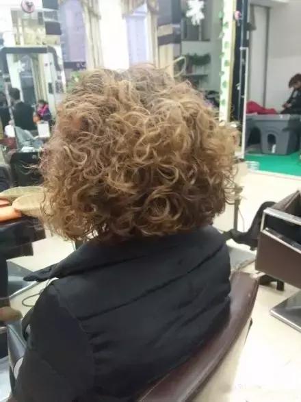 过年期间理发店安全吗,过年前千万别烫头