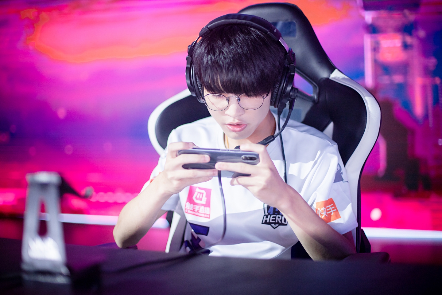 宝藏男孩Hero.柠栀:我可以冷面张扬,我也可以知善存恩