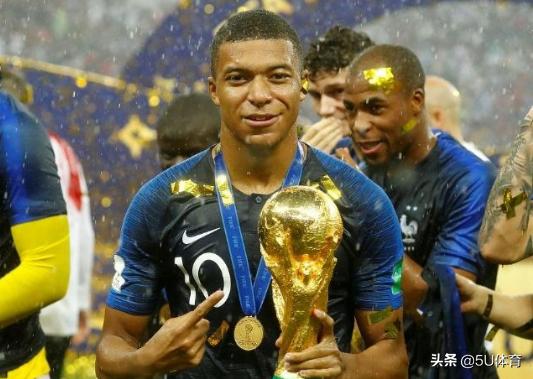 前曼联主教练穆里尼奥,十大主帅评价梅西c罗