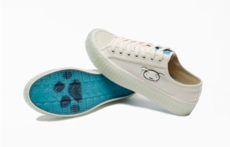 蜡笔小新和hellokitty联名款,kappa蜡笔小新联名可撕拉鞋怎么撕