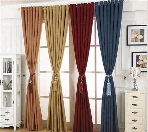 窗帘网上买还是实体店比较好,窗帘买套餐划算吗