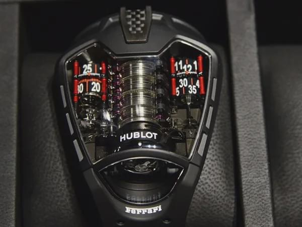 汽车联名款手表限量版,与宝马联名的腕表