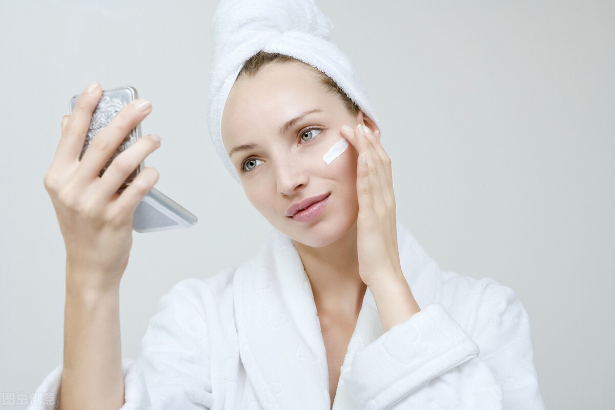 白带突然增多怎么解决,白带增多是什么原因导致