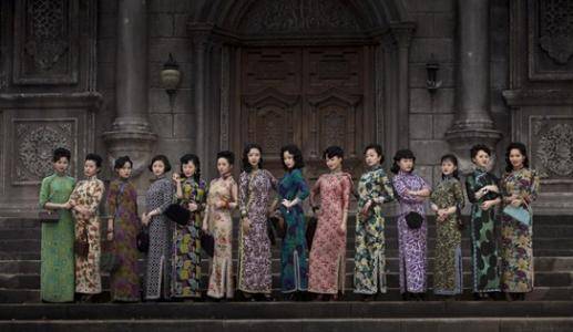 孤独张艺谋周晓枫,周晓鸥唱张艺谋的歌