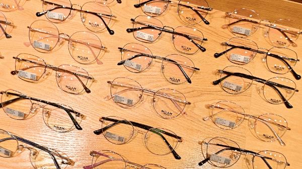 送镜框配镜,送镜框眼镜店