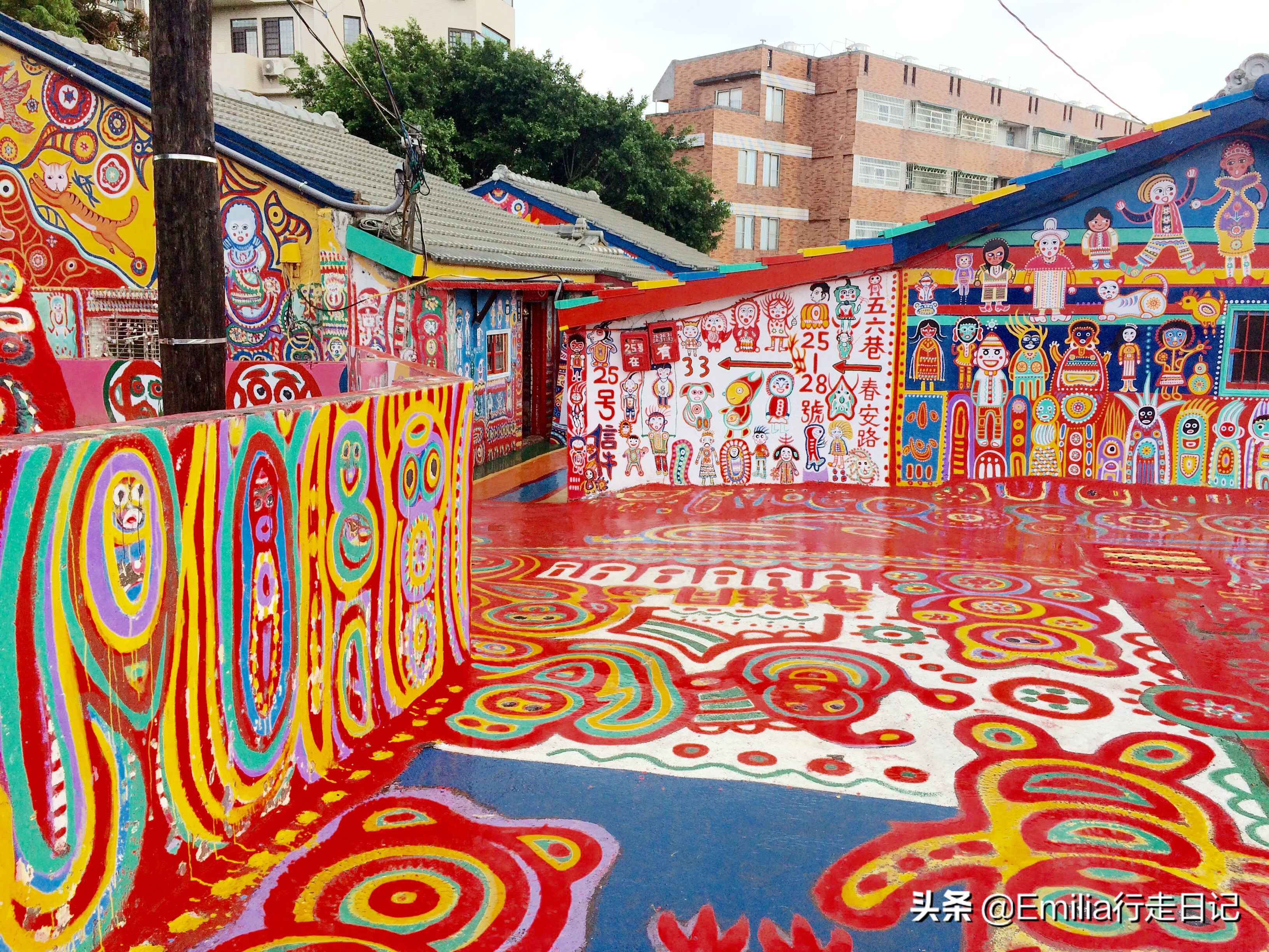 台湾眷村老人画画,台湾彩虹眷村老兵现状