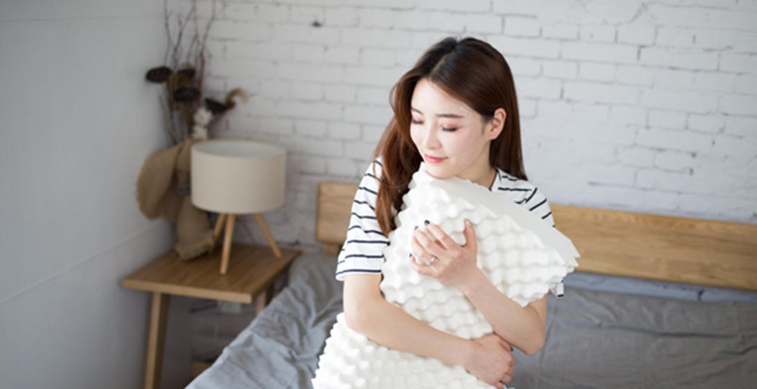 乳胶枕有胶味是正品吗,乳胶枕有味道是不是甲醛