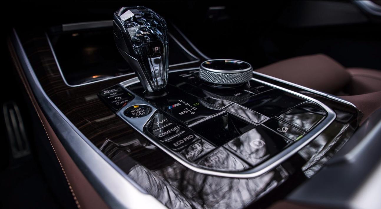 宝马x52014臻享版3.0t真实油耗,国产宝马x53.0t越野真实感受