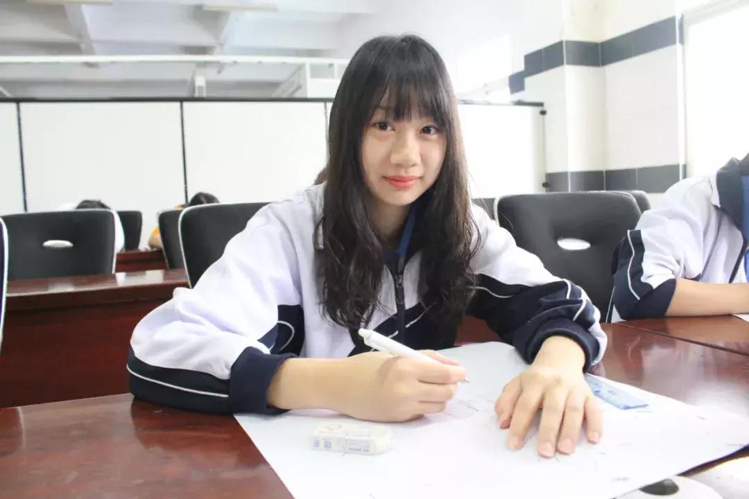 深德招生,深德技工学校2024招生报名