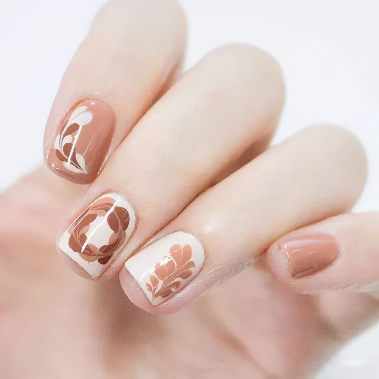 初学者美甲修甲型教程详解,修甲型技巧美甲新人必学