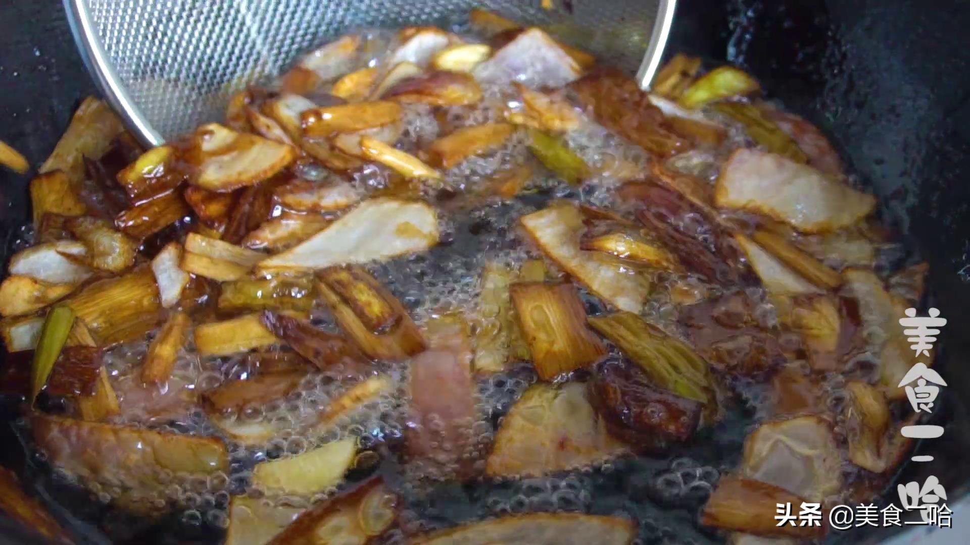 辣条不健康食品的做法,辣条的不卫生做法