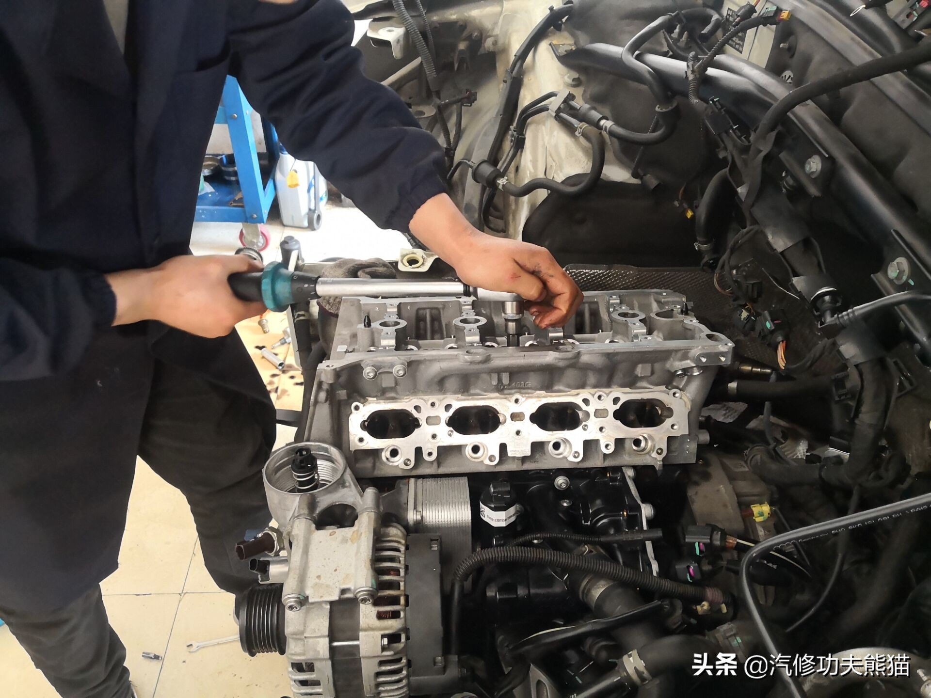 奥迪为何不能解决发动机烧机油,奥迪q5lea888三代发动机烧机油么