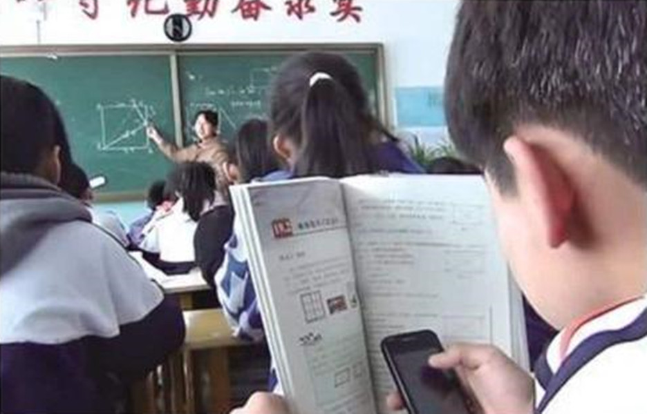 孩子玩游戏上瘾叛逆家长怎么办,孩子玩游戏上瘾如何教育