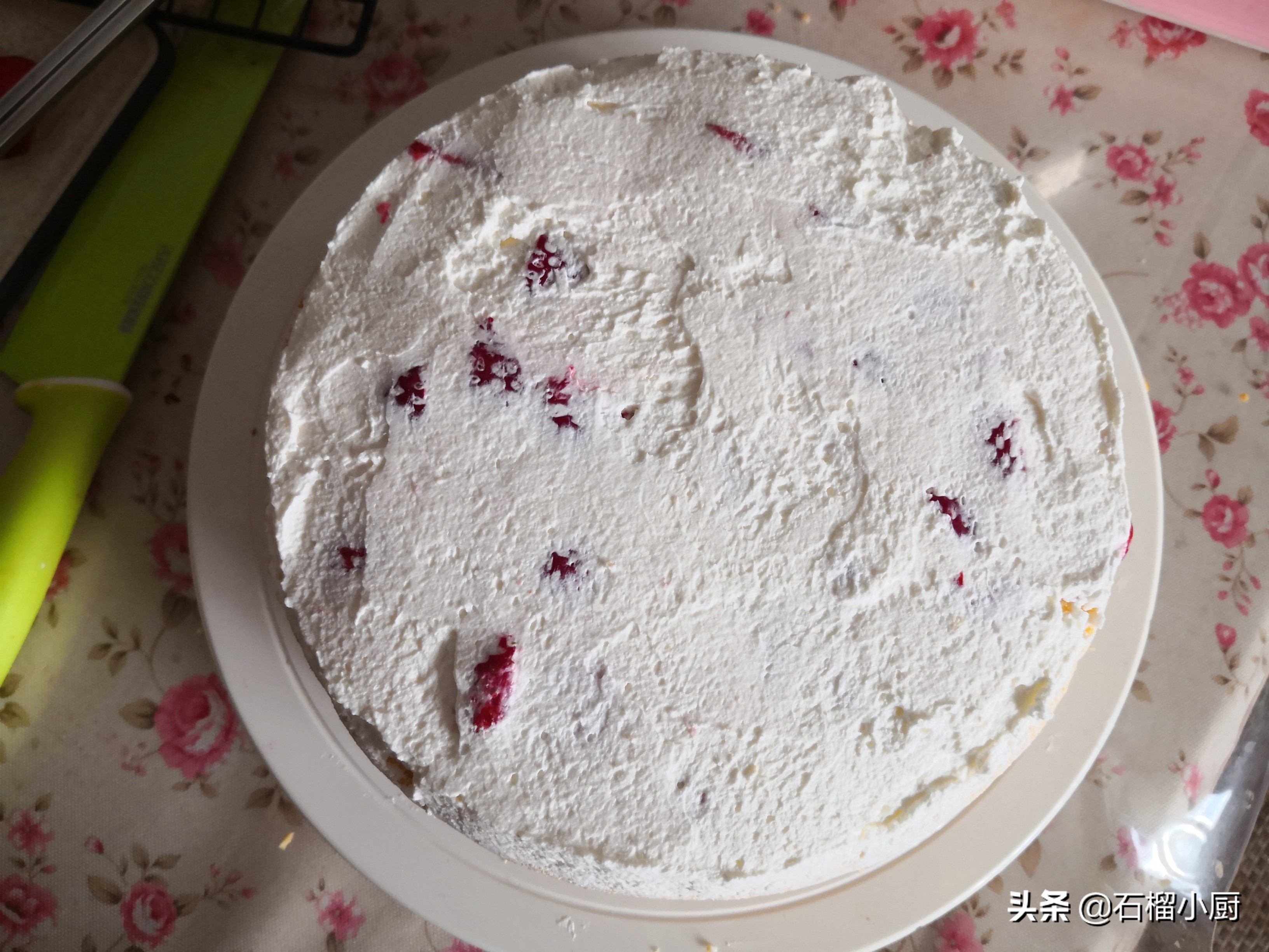 简单又好吃的蛋糕裱花,超简单的蛋糕裱花手残党也可以做