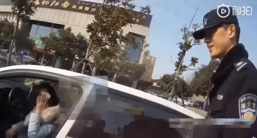 周立波和黄海波的对联,周立波黄海波吴秀波刘强东