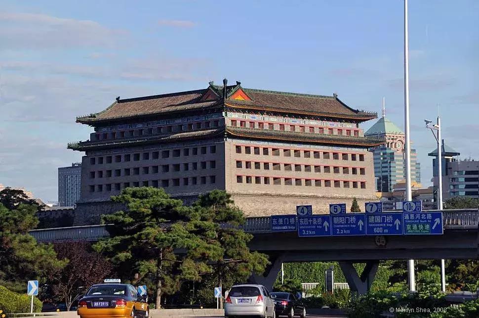 英国少女器官被摘惨死北平街头，人们说：狐狸精又来了…