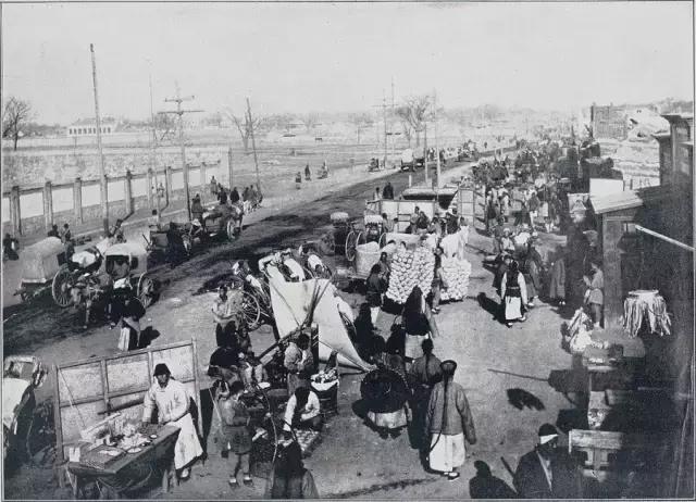 穿越到两千年前完全版,穿越到古代的夜市