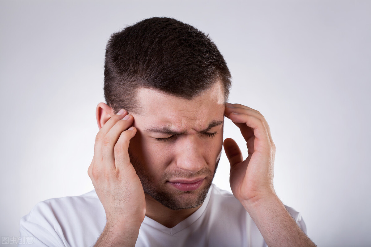 男人对爱自己的女人狠心分手,男人甩了对他全心全意的女人