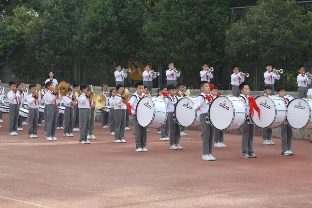 传红色精神承家国情怀,传红色精神做有志少年征文