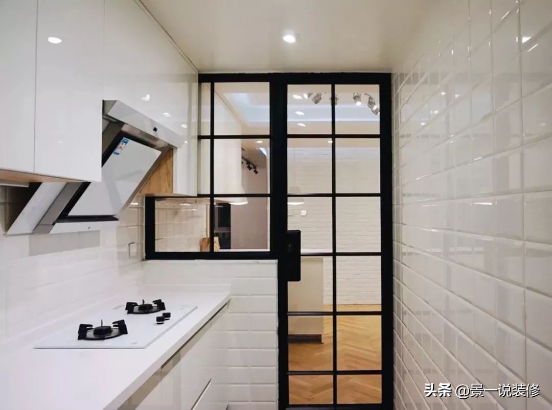 墙面开裂发霉用什么方法处理,用海沙墙面发霉脱皮怎么办