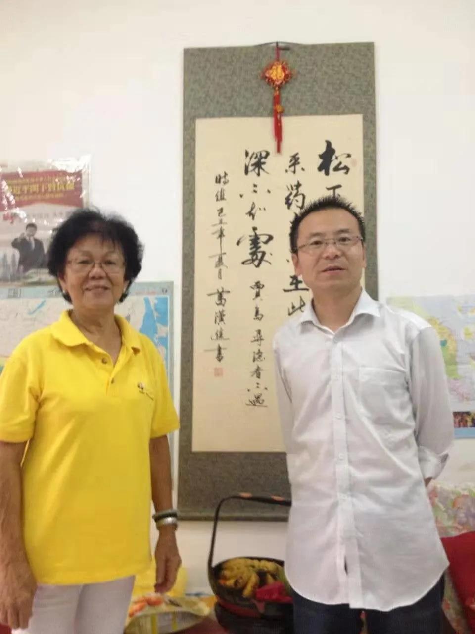 长成的华山.托就的佛