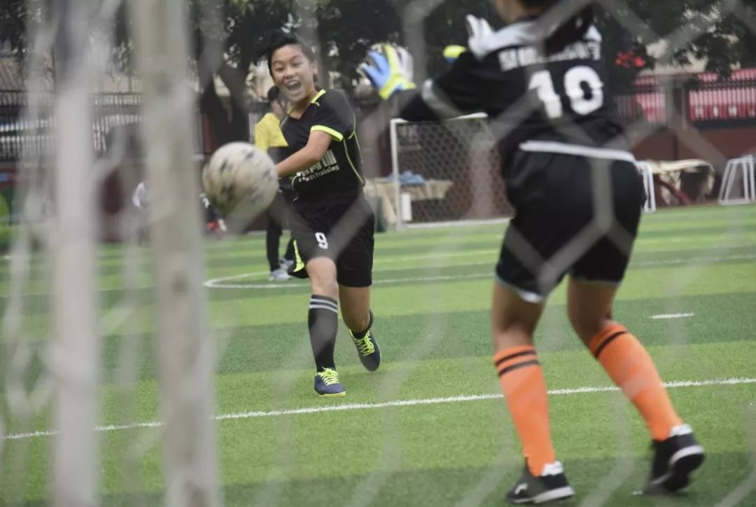 第九届广州市中小学生足球联赛,广州市海珠区聚德西路小学电话