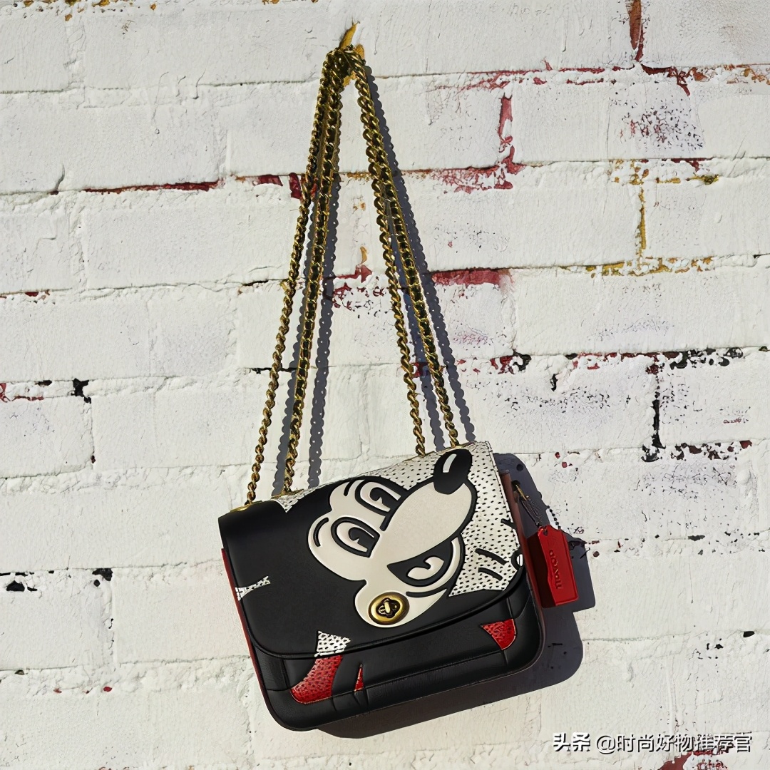 Coach新包|三方联名系列,米老鼠和涂鸦艺术