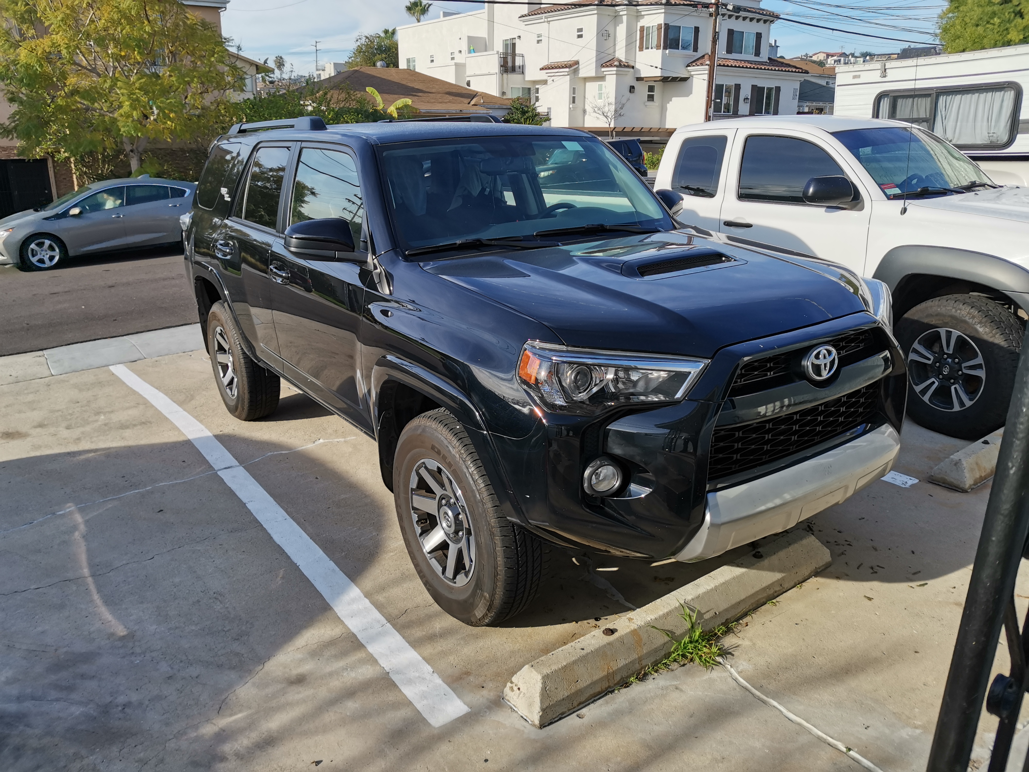 丰田超霸4runner隐藏功能,丰田超霸4runner越野和牧马人