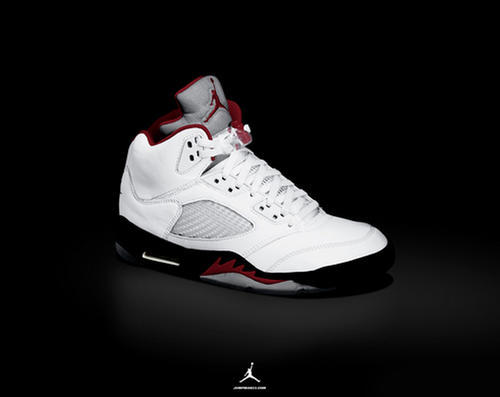 回味热血青春，灌篮高手中的实力战靴