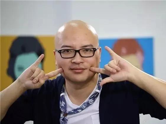 《万万》系列播出八年，配角凭借《扬名立万》一鸣惊人，主角沉寂