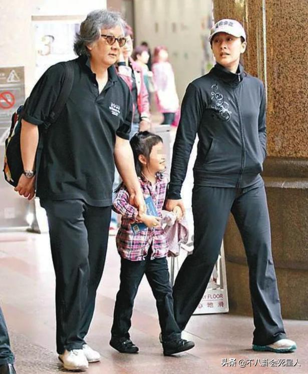 《杜拉拉升职记》10年：主演团过气、自杀、退圈，小配角翻身走红