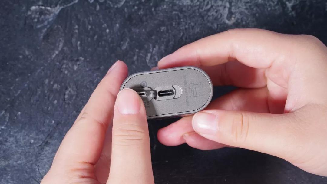 削铁如泥剃须刀,巴掌大的剃须刀你用过吗