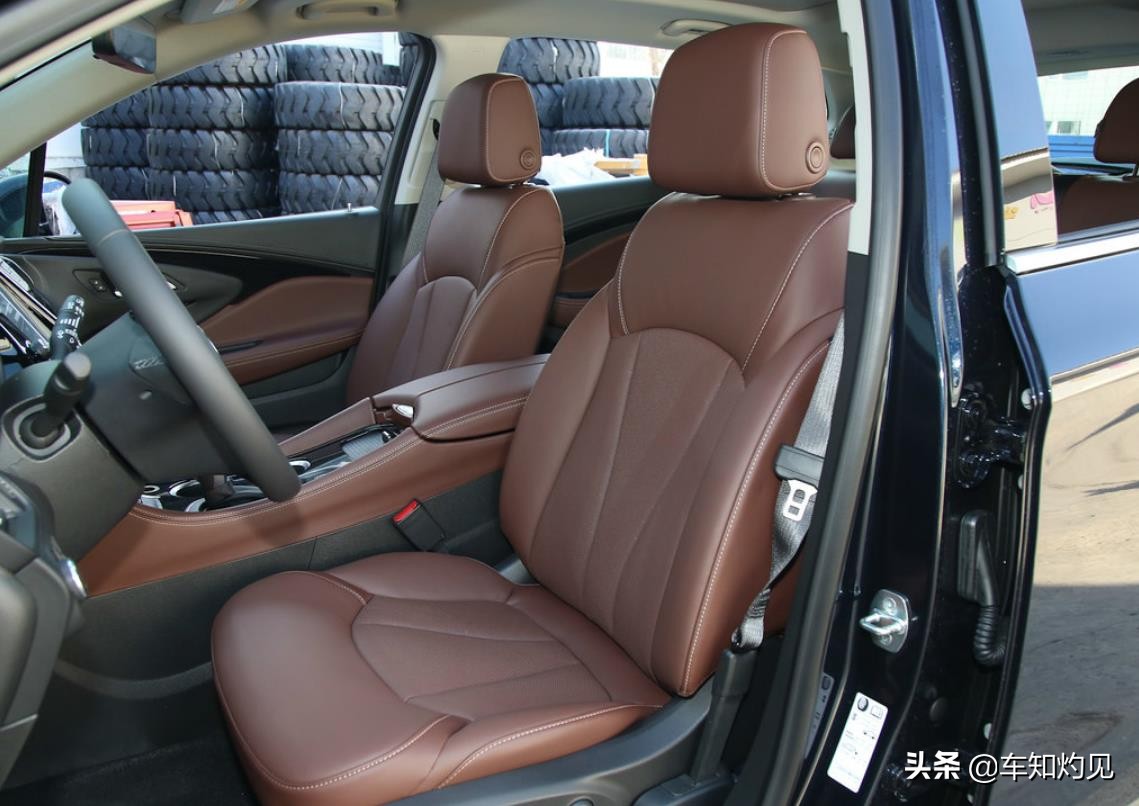 搭载1.5T+7DCT，经济实用的合资SUV！实拍体验2021款别克昂科威