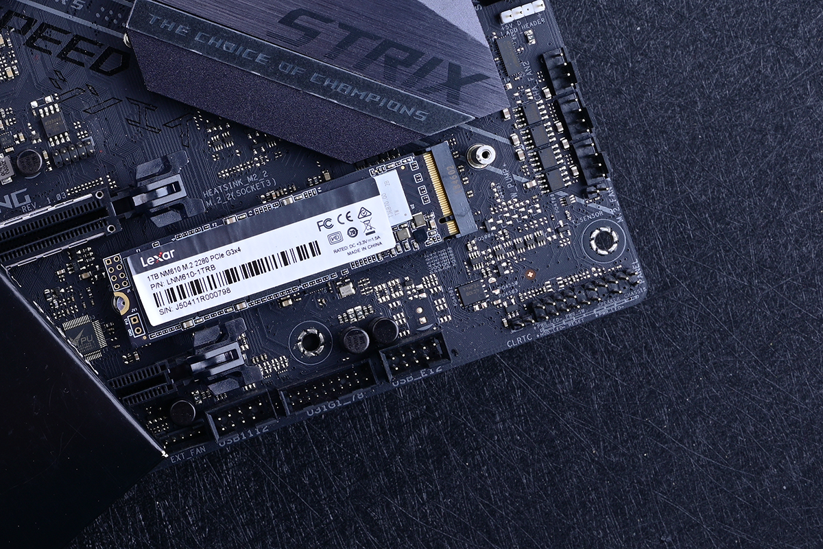 拥抱3A游戏大作，升级显卡也要升级SSD，入*雷手**克沙NM610