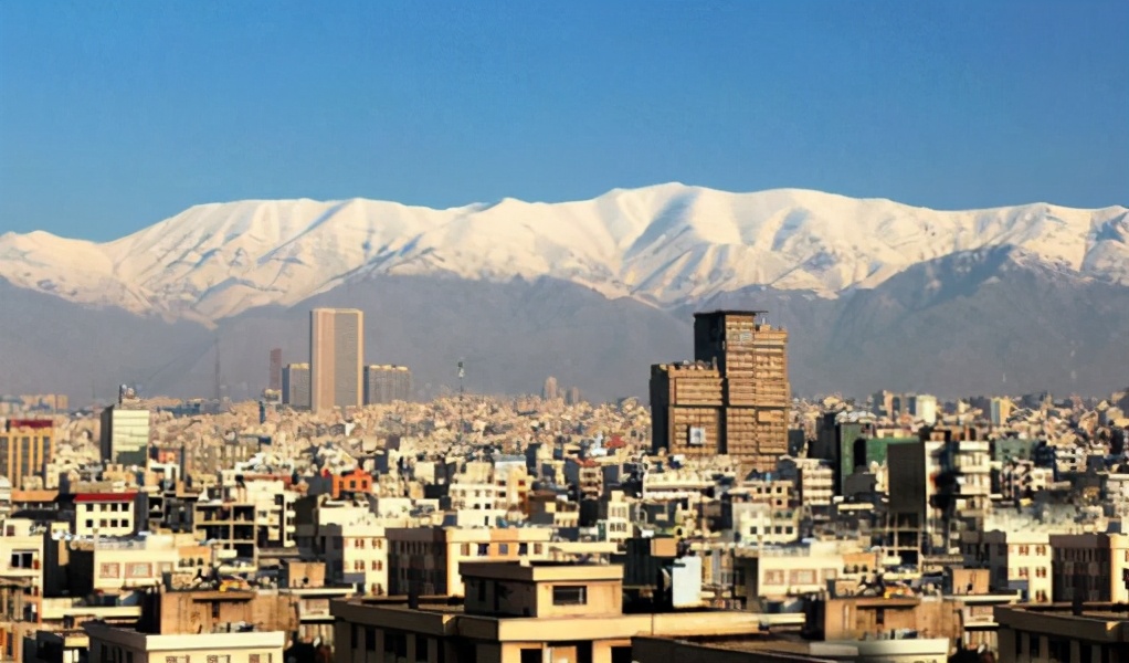 伊朗的军事实力和美国谁强谁弱,伊朗有何实力与美国抗衡