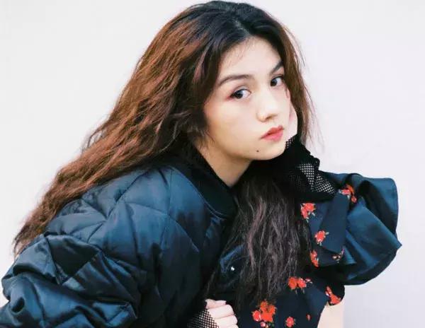 必买品牌护肤彩妆推荐女士用,最好用的护肤彩妆套装推荐女性