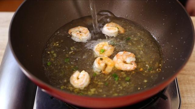 大骨汤怎么炖才给小孩补钙,大骨汤怎么炖补钙