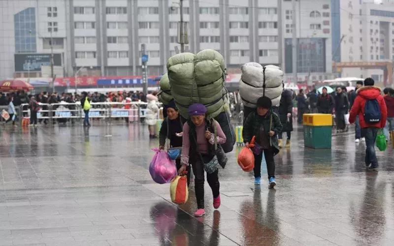 妈咪包好看,简约版妈咪包