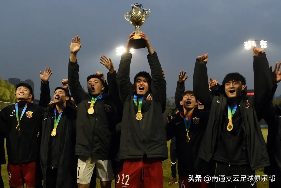 官宣|绿茵精神便是永不言弃！欢迎雷文杰加盟南通支云