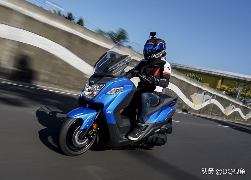 三阳joymaxz300plus对比升仕350,三阳joymaxz300踏板车