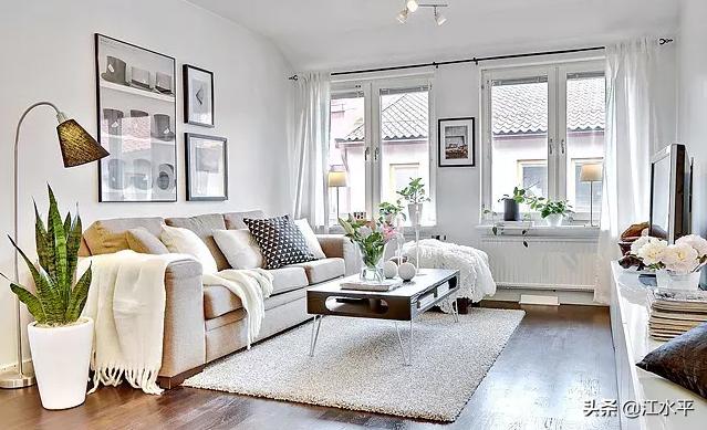 客厅没有阳台只有窗户怎么设计,客厅无阳台只有半截窗户怎么装修