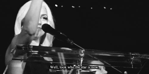 她19岁被性侵，抑郁崩溃。她说：理解痛苦，更能帮助别人