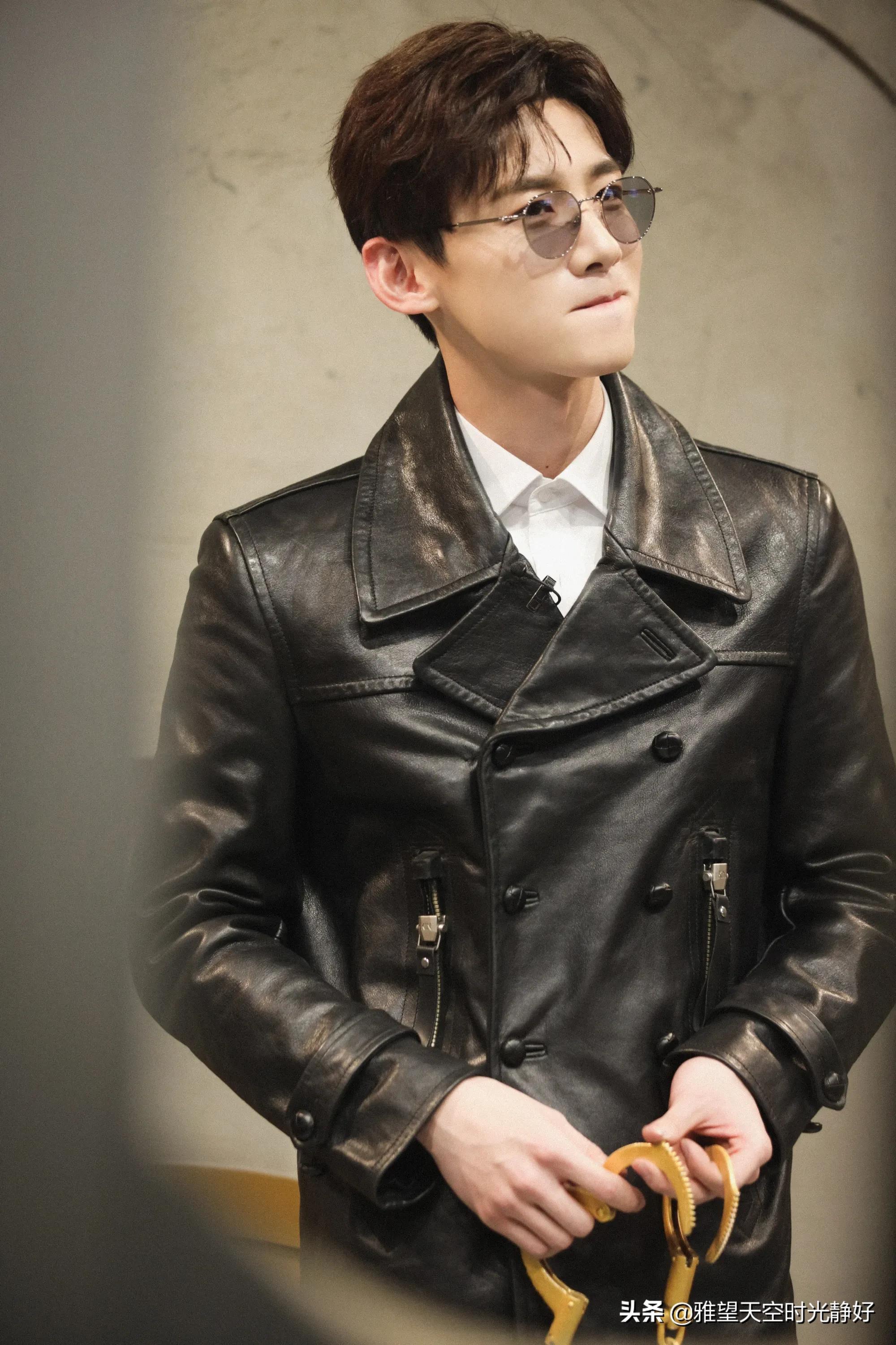 秋冬男星皮衣穿搭,男明星皮衣外套搭配
