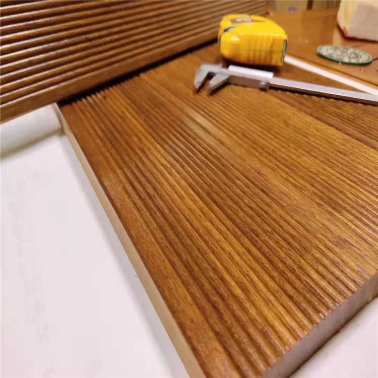 印尼菠萝格方块地板,防腐木菠萝格地板哪里最好