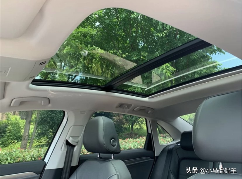 思域速腾哪个更值得买,现在的思域好还是新速腾好