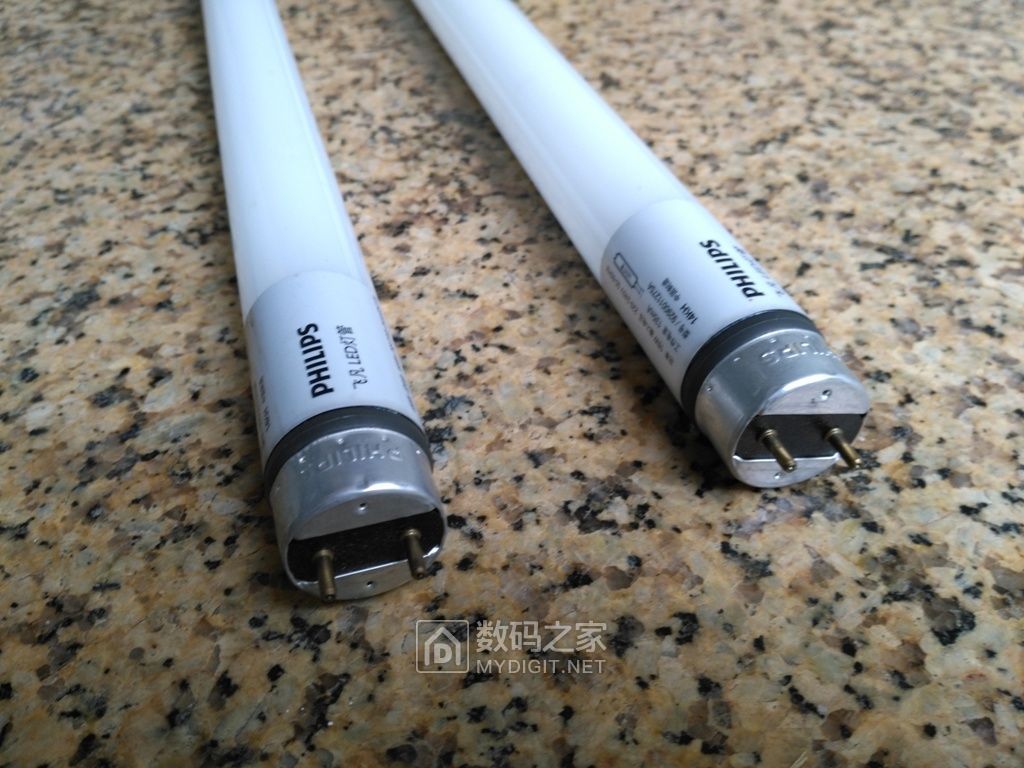 飞利浦一体日光灯拆解,飞利浦飞凡灯管维修