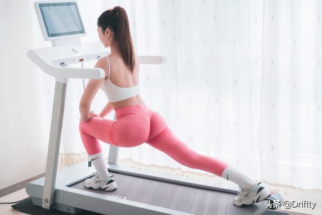 赤兔跑步机-私教追剧两不误｜告别枯燥健身方式「深度体验评测」